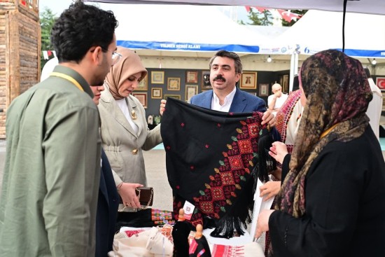 بلدية البيرة تختتم...