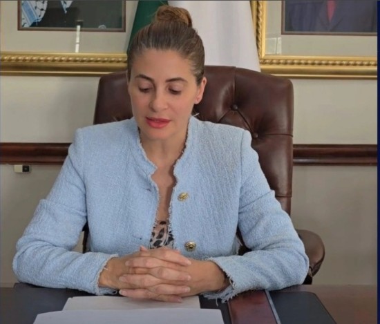 السفيرة حنان جرار...