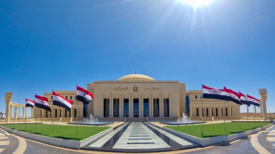 4 وزيرات فقط... ضعف...