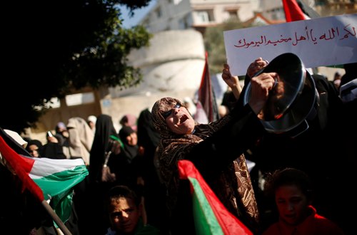 لوزية مخلوف لاجئة فلسطينية بمخيم اليرموك.. معاناة امرأة وشعب مهجر