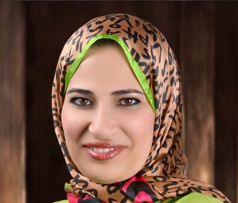 صحفية مصرية تطلق مبادرة "هاتقدري" لدعم المرأة نفسياً
