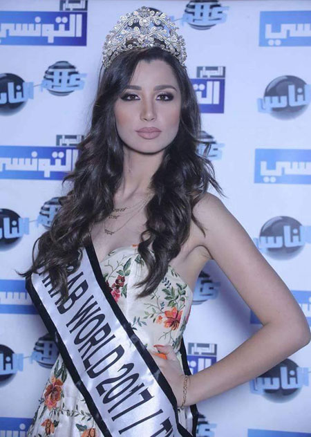 الفقر والجنس معيقات مشاركة المرأة التونسية فى الحياة السياسية والمدنية