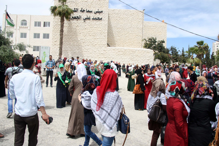 جامعة الخليل تفوز بمسابقة المحكمة الصورية وتتأهل لمنافسة دولية
