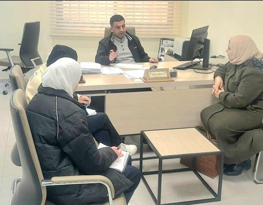 دعماً وتشجيعا للإبداع والابتكار.. كهرباء القدس" تستقبل طلبة من "الإنجليزية الحديثة"

