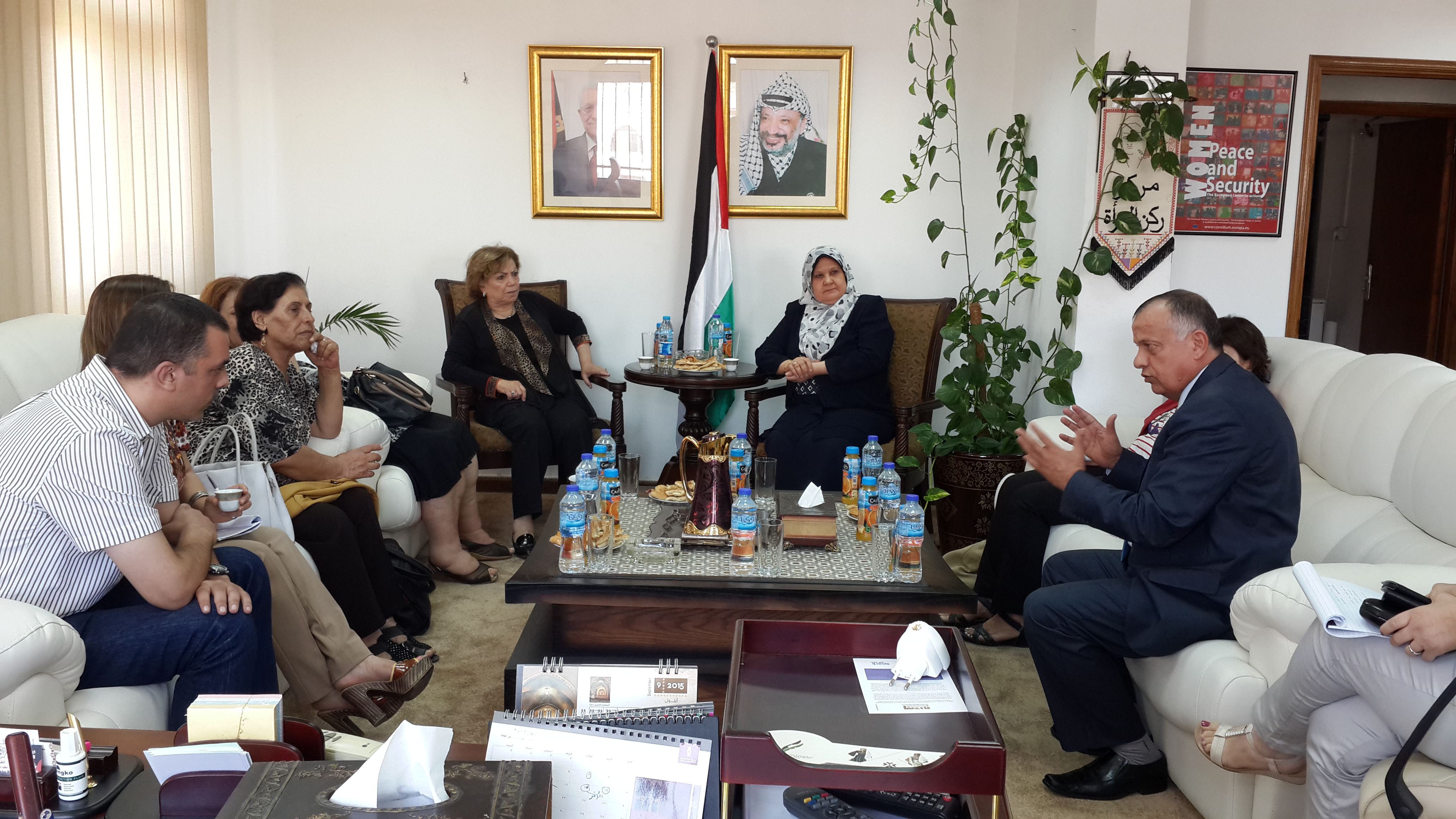 
وزيرة المرأة تبحث آليات التعاون مع الإتحاد العام للمرأة الفلسطينية
