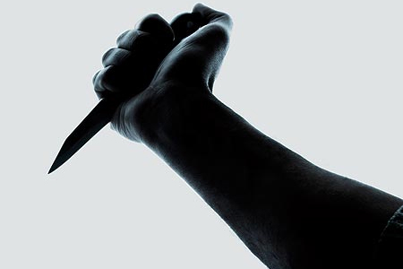 مقتل عشريني طعنا بالسكين في شجار عائلي بجماعين نابلس