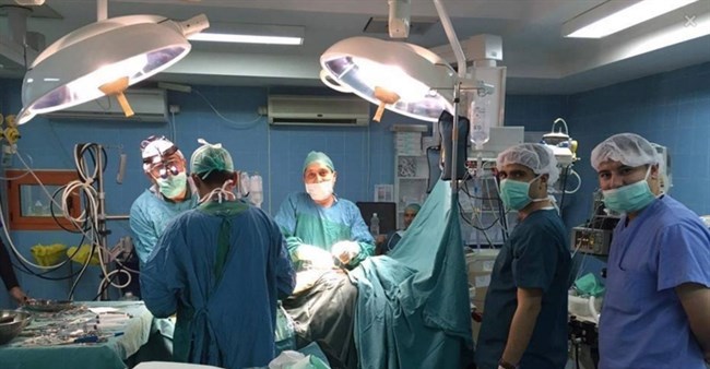 العربي التخصصي يدخل موسوعة غينيس بعملية قلب مفتوح لمسنّ دخل عامه الـ 100