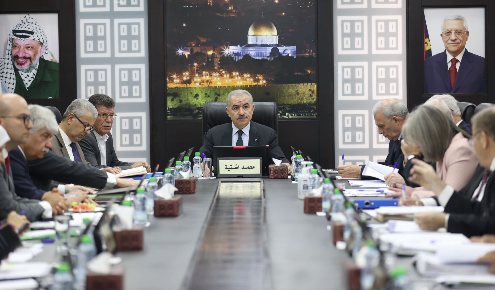 مجلس الوزراء: دوام المؤسسات العامة التاسعة صباحا