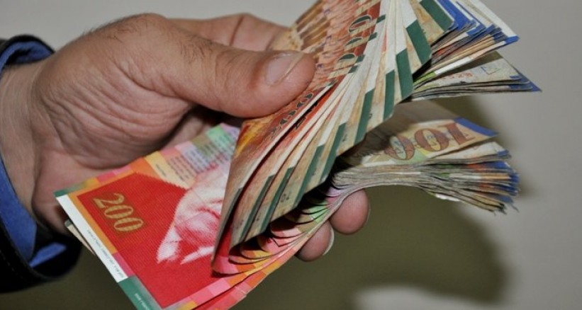 قرار حكومي بتقليص علاوة طبيعة العمل للمعلمين لـ 2.5% 