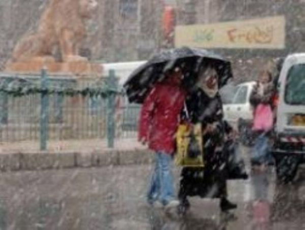 الدفاع المدني يحذر من العواصف وتساقط الأجسام