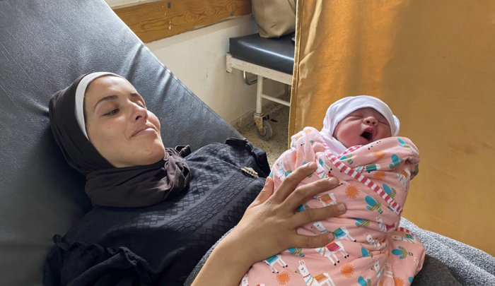 منظمات حقوقية تكشف كيف أثرت حرب الإبادة على صحة المواليد والنساء في غزة

