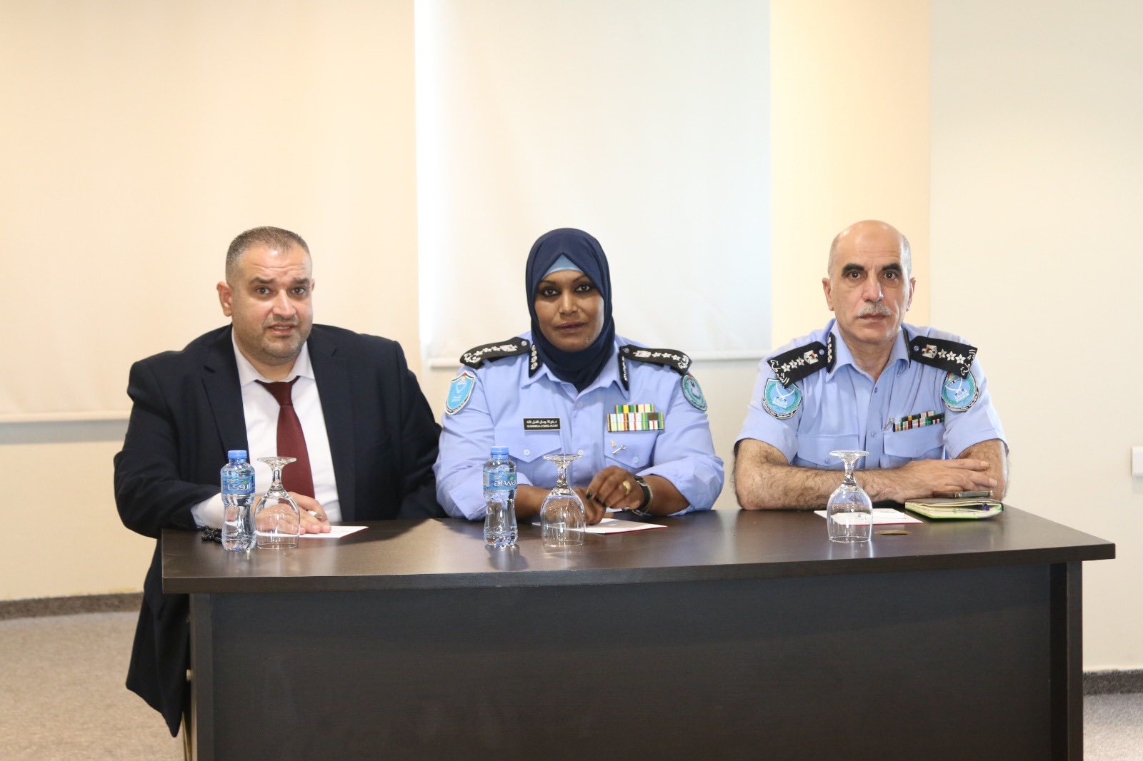 نيابة حماية الأحداث والشرطة يعقدان لقاءً تشاوريًا لتعزيز آليات الحماية وقضايا الأحداث
