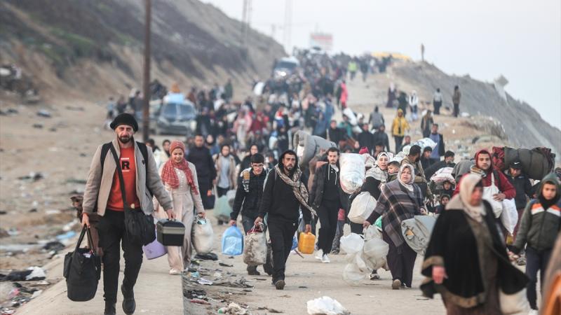 الإحصاء: 740 ألف مواطن من أصل 2.1 مليون يتواجدون في شمال قطاع غزة
