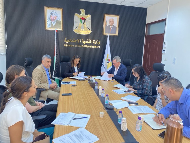 "التنمية" توقع مذكرة تفاهم مع "إنقاذ الطفل" لتوفير دعم طارئ للعائلات المتضررة
