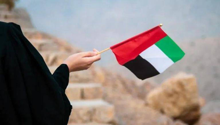 وزيرة المرأة الفلسطينية تشيد .. إشادات عربية ودولية بتجربة الإمارات في تمكين المرأة
