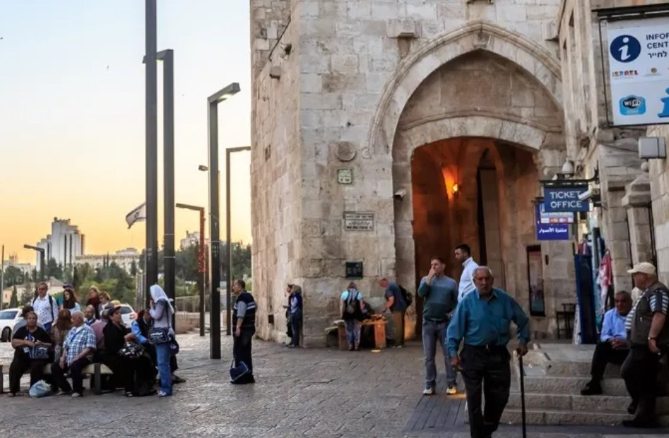 صوت| ميدان عمر بن الخطاب.. ذاكرة القدس الحية في مواجهة محاولات التهويد
