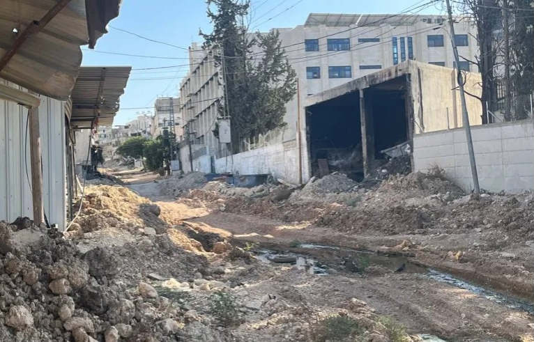 عام دراسي يبدأ.. وطلاب المخيمات في شمال الضفة عالقون بين التهجير والتعليم
