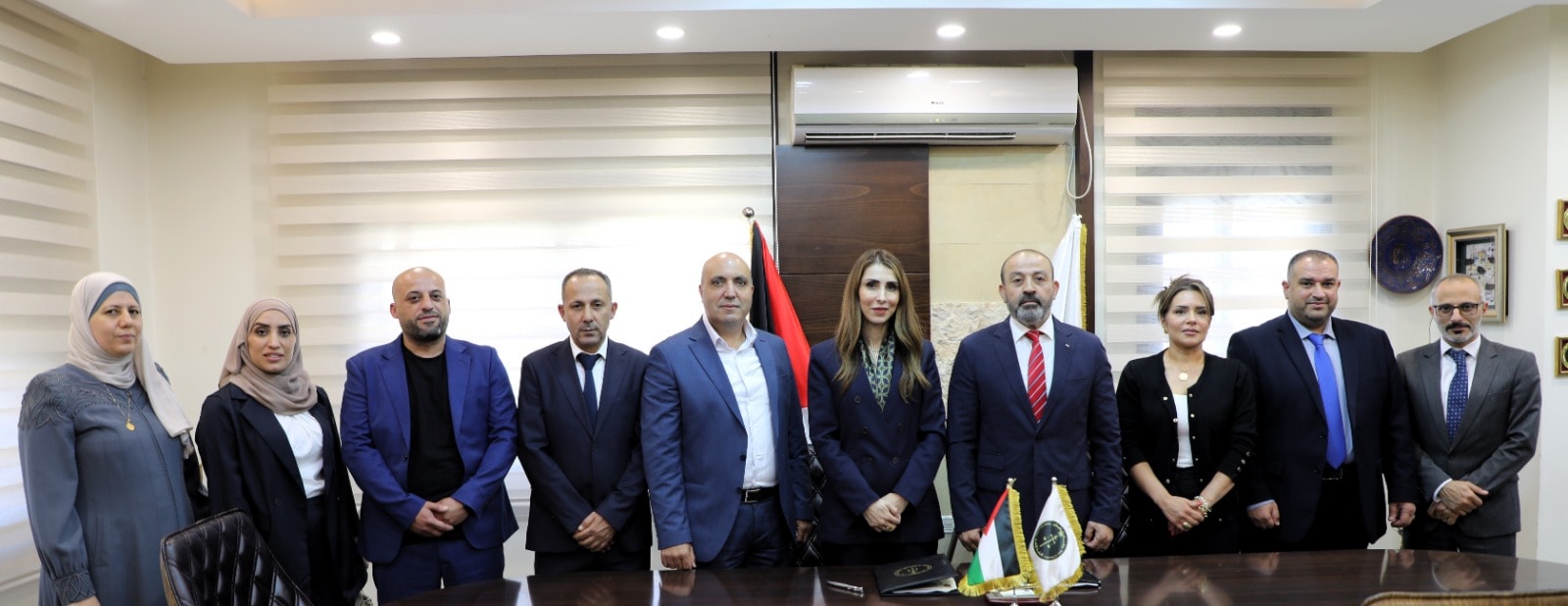 النائب العام ووزيرة العمل يطلقان دليل إجراءات التدريب المهني للأطفال والأحداث