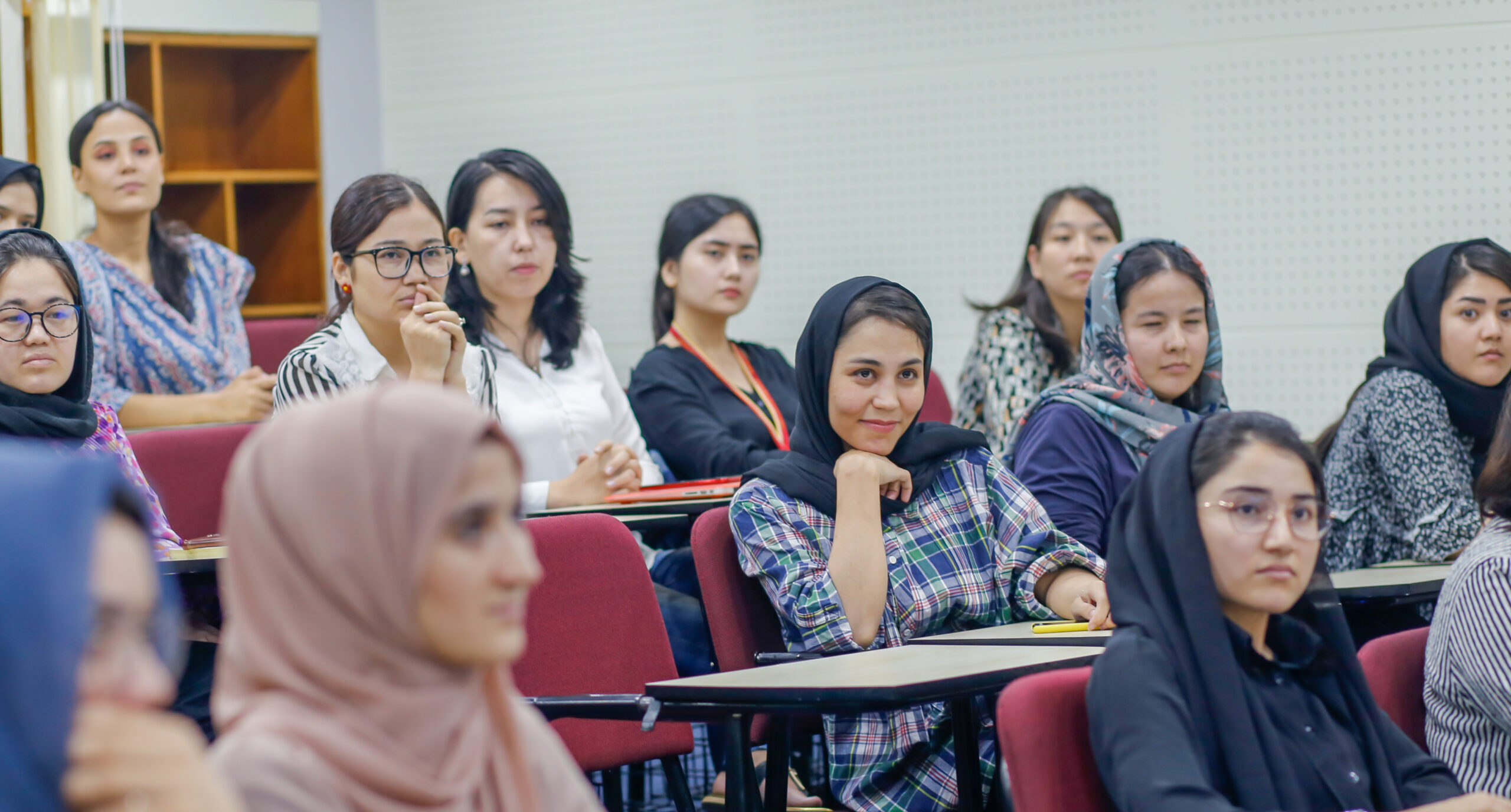 200 طالبة دفعة أولى .. تحقيق "اليوم السابع": جامعة آسيوية تستدرج الطالبات الفلسطينيات بمنح مشروطة لتهجيرهن