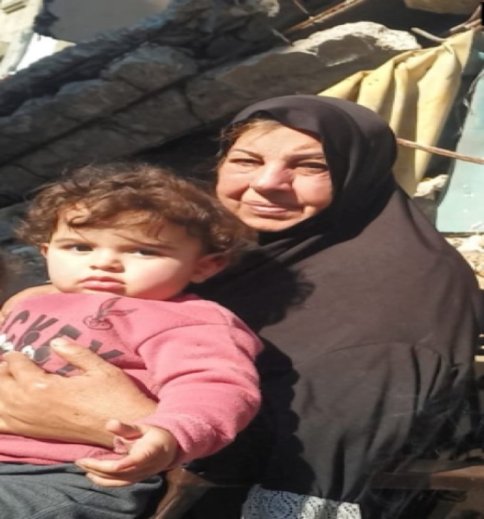 ثمن العلاج.. أمومة مؤجلة وطفولة مسلوبة
