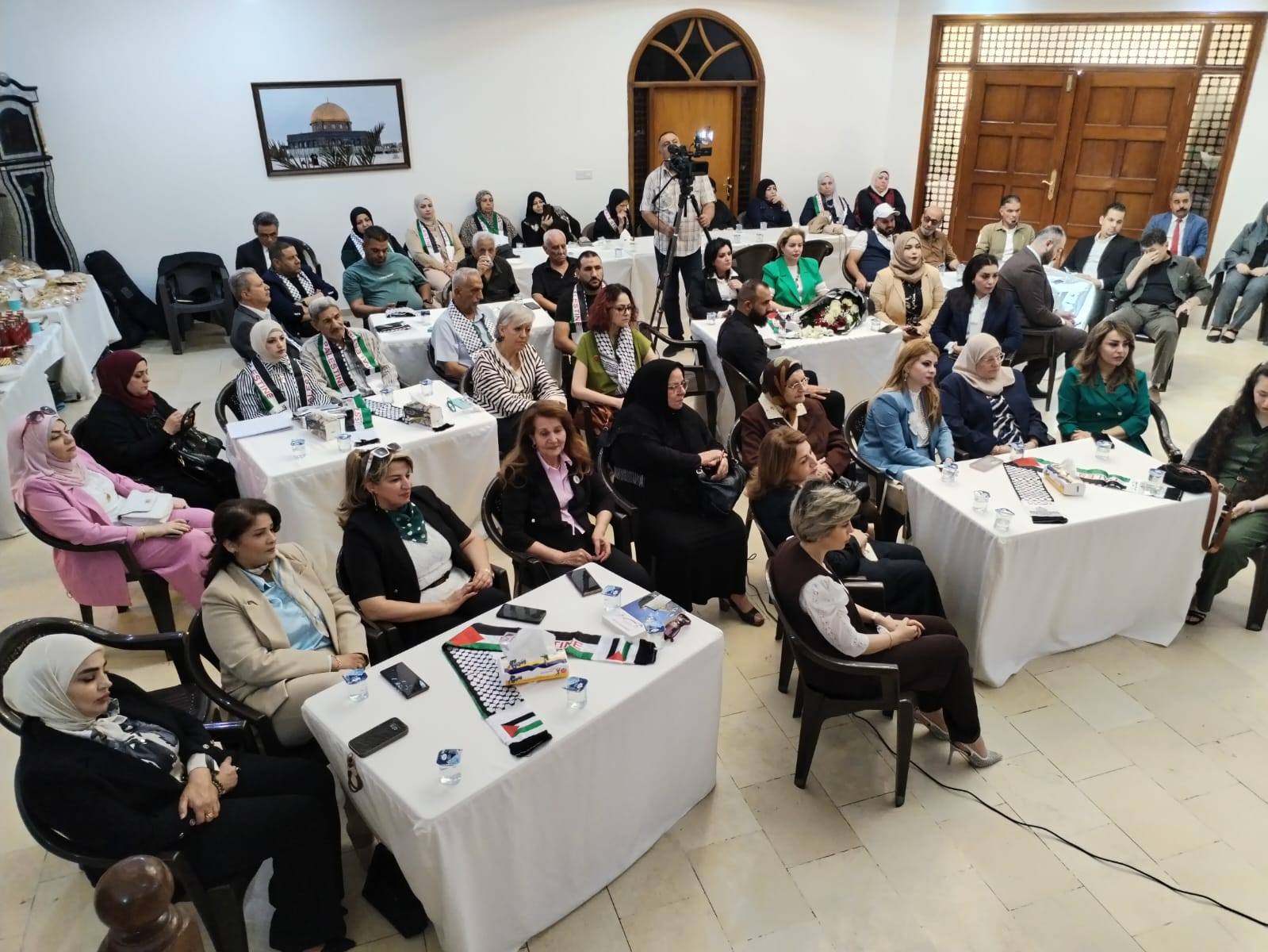 وزيرة شؤون المرأة تلتقي نساء الجالية الفلسطينية ورابطة المرأة العراقية في بغداد
