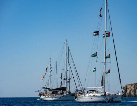 أسطول الصمود يقترب من سواحل غزة
