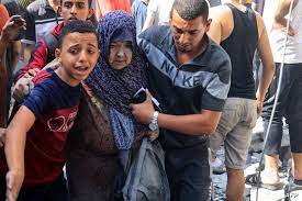 المسنون في قطاع غزة يقتلون بالقصف والتجويع
