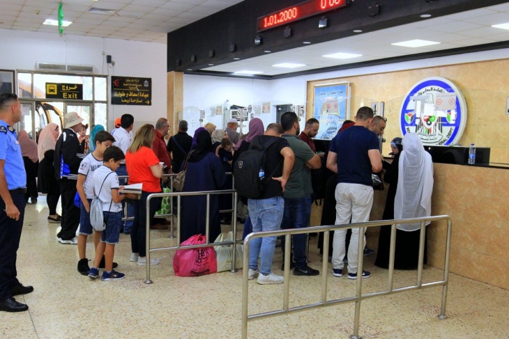 "المعابر": تعديل ساعات عمل معبر الكرامة بعد غد الثلاثاء
