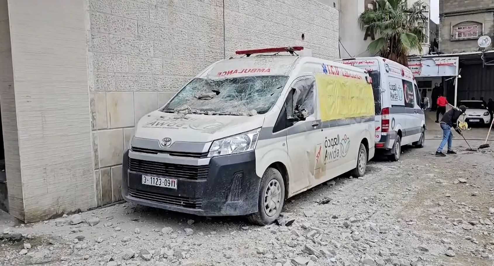منظمة آكشن إيد الدولية  تطلق نداء عاجل  لوقف إستهداف مستشفى العودة في قطاع غزة

