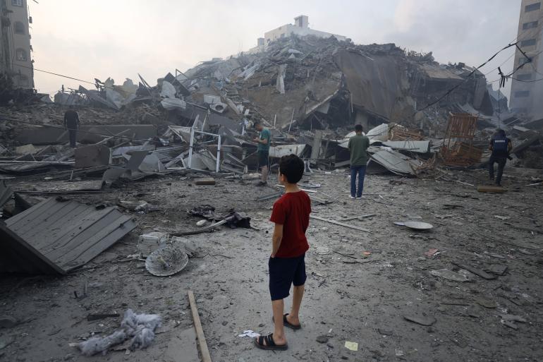 الإحصاء الفلسطيني: 700 مليون دولار خسائر الاقتصاد في غزة
