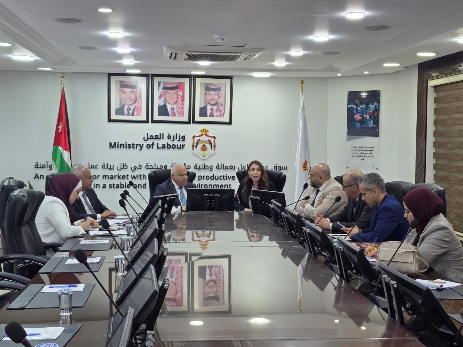 وزيرة العمل تلتقي نظيرها الأردني لتعزيز التعاون في مجالات التفتيش والسلامة والصحة المهنية  ودعم التشغيل

