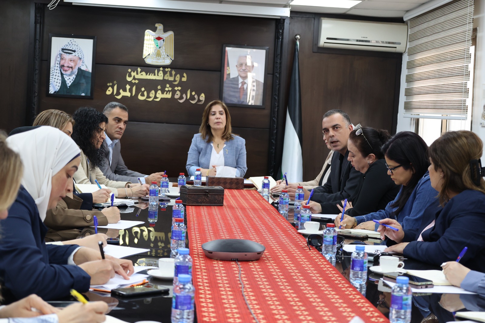 وزارة شؤون المرأة تعقد اجتماعاً مشتركاً مع الإسكوا وأعضاء اللجان الوطنية لبتطبيق قرار 1325 ونظام التحويل الوطني لمراجعة قضايا المرأة الفلسطينية

