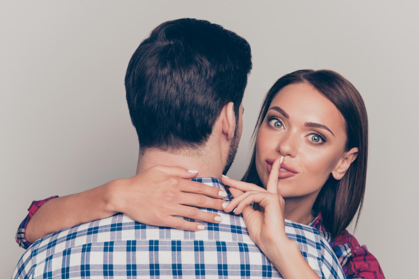 كيف اتعامل زوجي الكتوم..؟