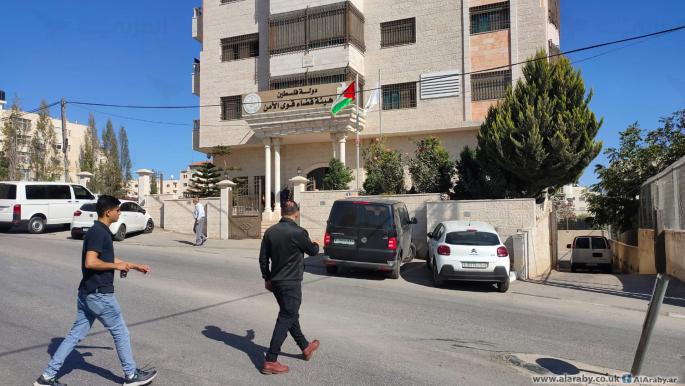 تفاصيل جديدة بشأن مقتل المعارض الفلسطيني نزار بنات: عرض أشرطة تكشف اللحظات الأخيرة في حياته

