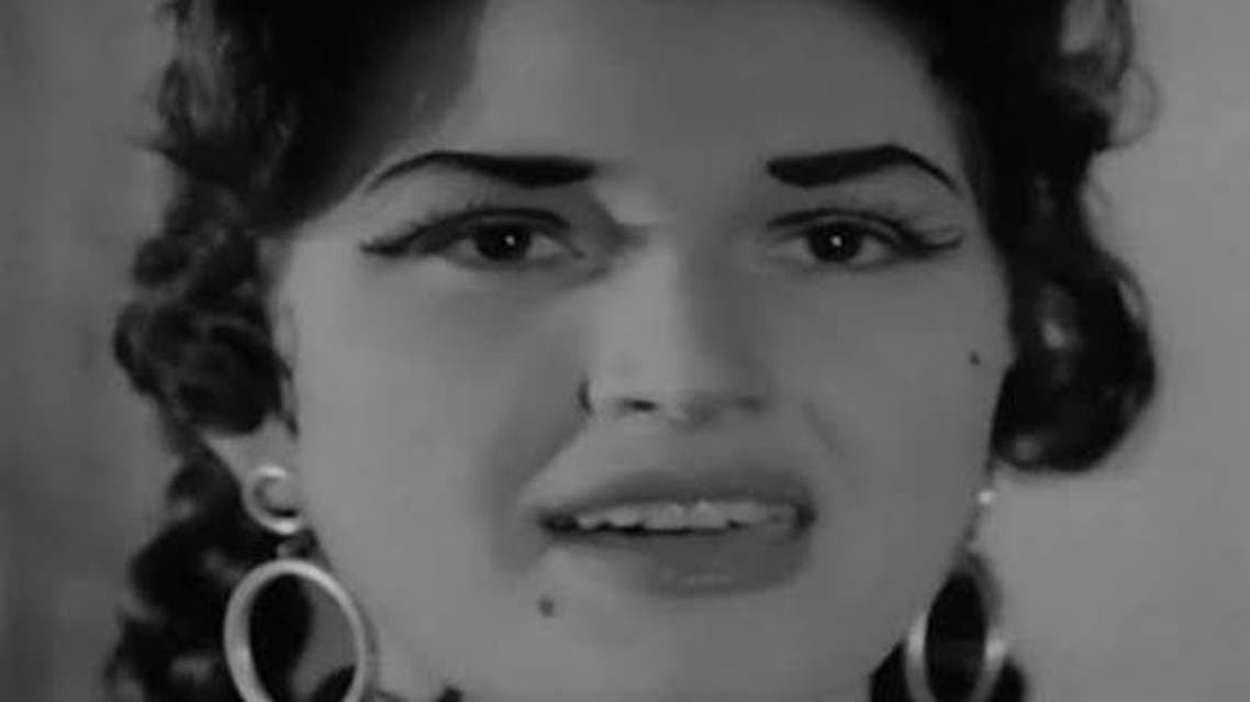 فنانة مصرية تشكو أولادها: ضربوني وطردوني وسأسجنهم


