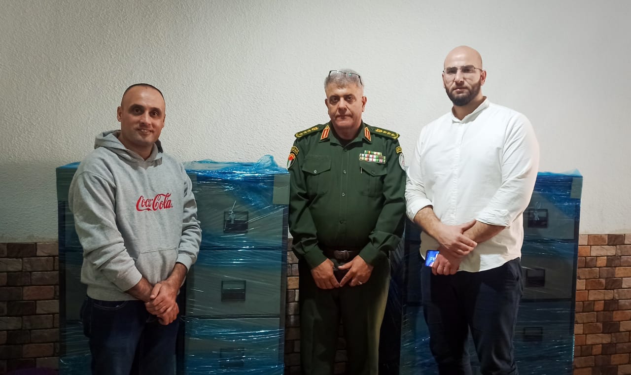 شركة المشروبات الوطنية كوكاكولا/كابي تساهم في تأثيث عيادة الخدمات الطبية في الخليل


