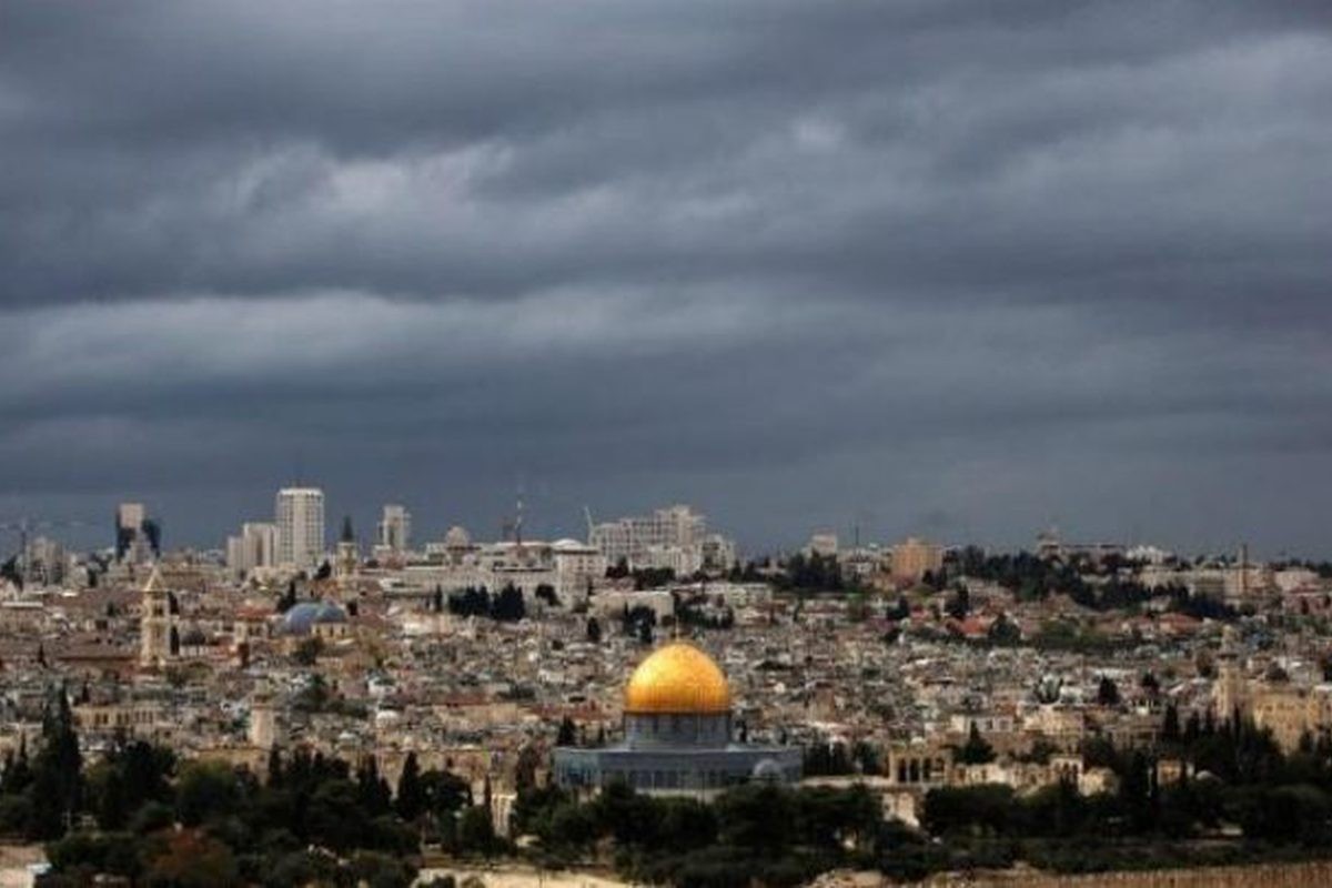 أجواء غائمة.. طالع تفاصيل حالة الطقس في فلسطين حتى يوم الأربعاء

