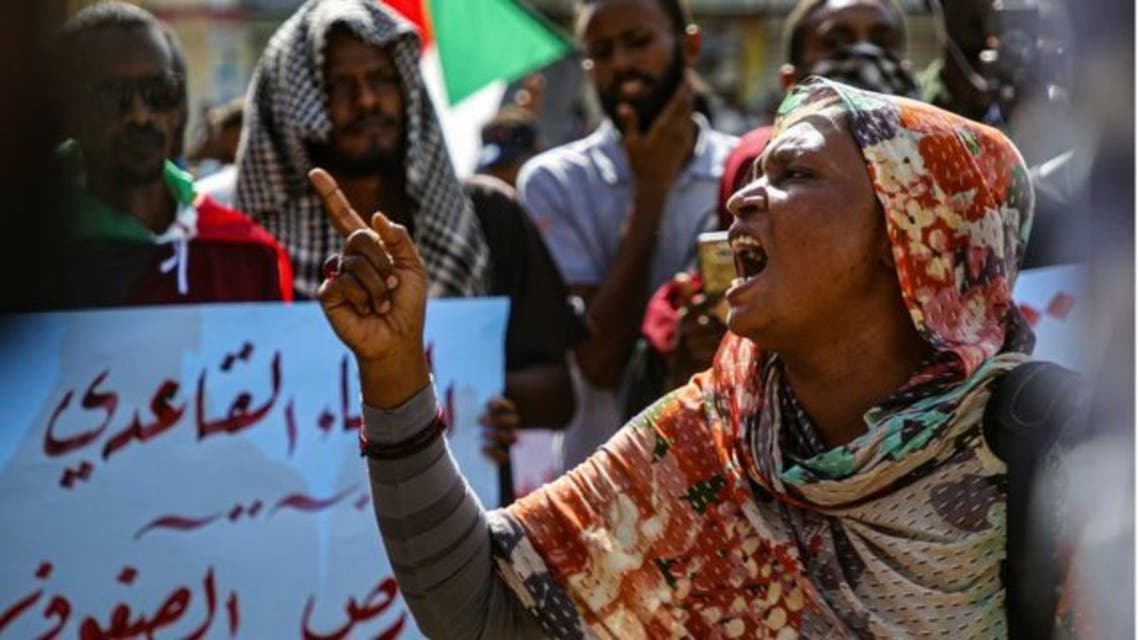 هكذا تنطلق شرارة احتجاجات السودان.. بـ" زغرودة الكنداكة"

