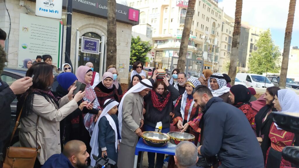 اللجنة الوطنية: إدراج التطريز الفلسطيني على لائحة اليونسكو حماية للموروث الثقافي

