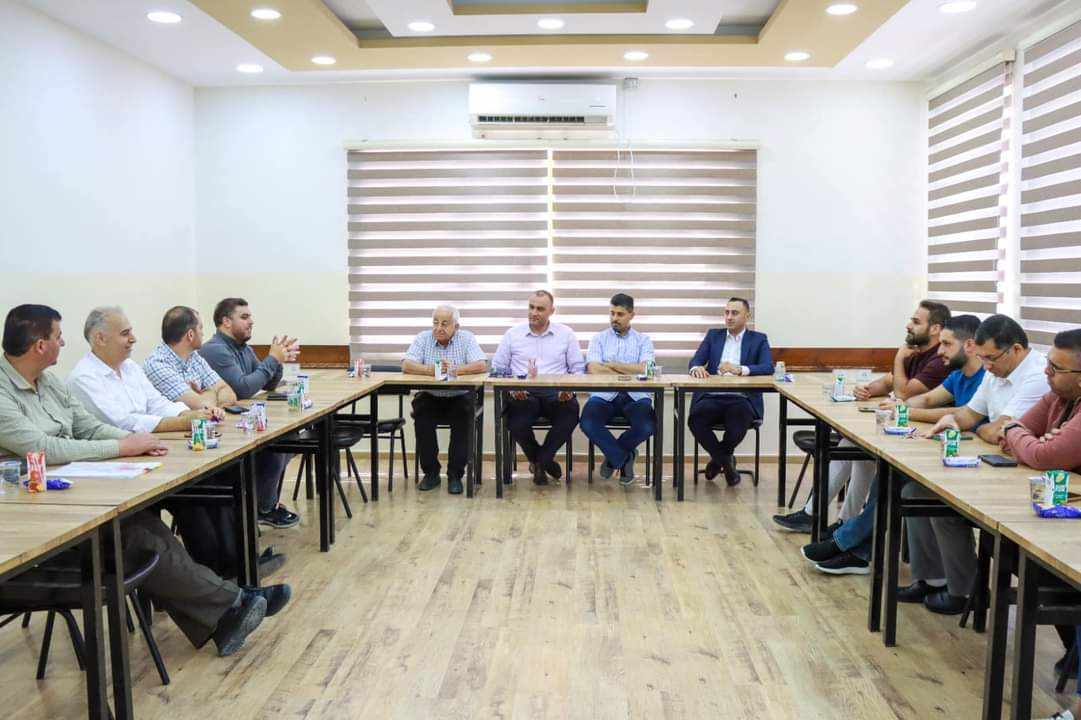 كهرباء القدس وجامعة بوليتكنك فلسطين تبحثان سبل التعاون المشترك

