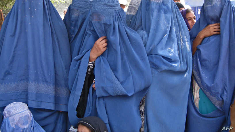 "ننتظر الموت".. صحفيات ومترجمات خائفات من انتقام طالبان
