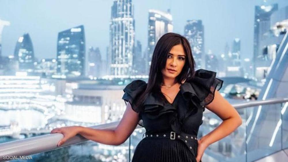 زوج الفنانة ياسمين عبد العزيز: 3 ساعات كانت تفصلها عن الموت
