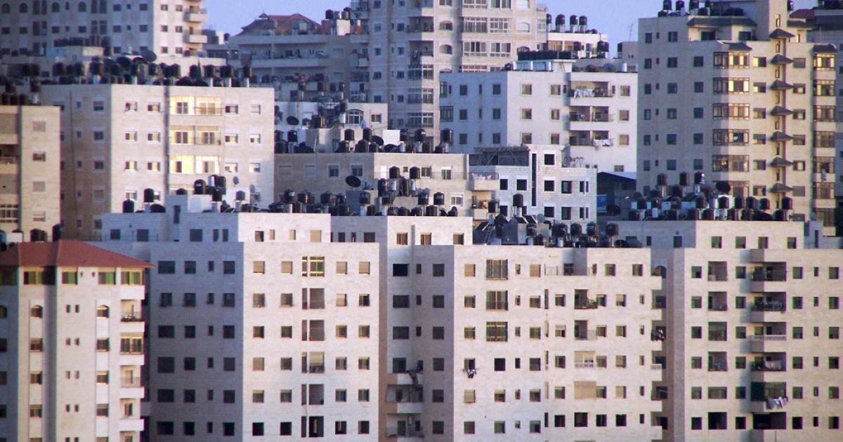 صوت| قطاع الإسكان الفلسطيني.. مباني عشوائية واسعار خيالية !

