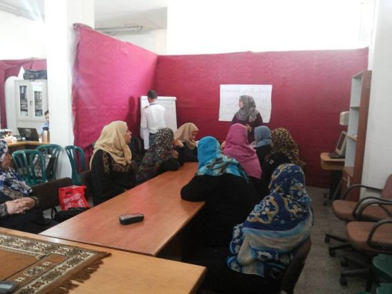 المرأة العاملة تنفذ ورش عمل لتعزيز مشاركة المرأة الانتخابية في غزة
