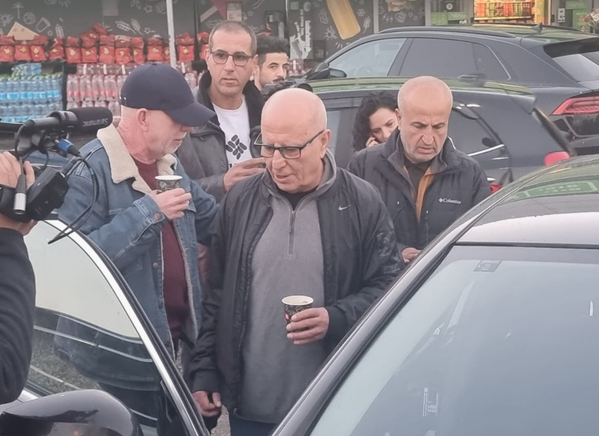 بعد 40 عاما في الاسر: كريم يونس يعانق الحرية
