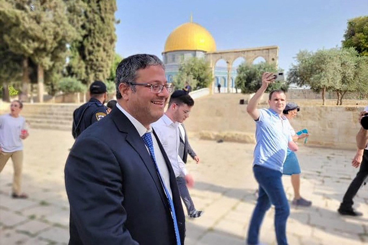 الولايات المتحدة تعقيبا على اقتحام "بن غفير" للأقصى: أي خطوة تغيّر الوضع القائم "غير مقبولة"
