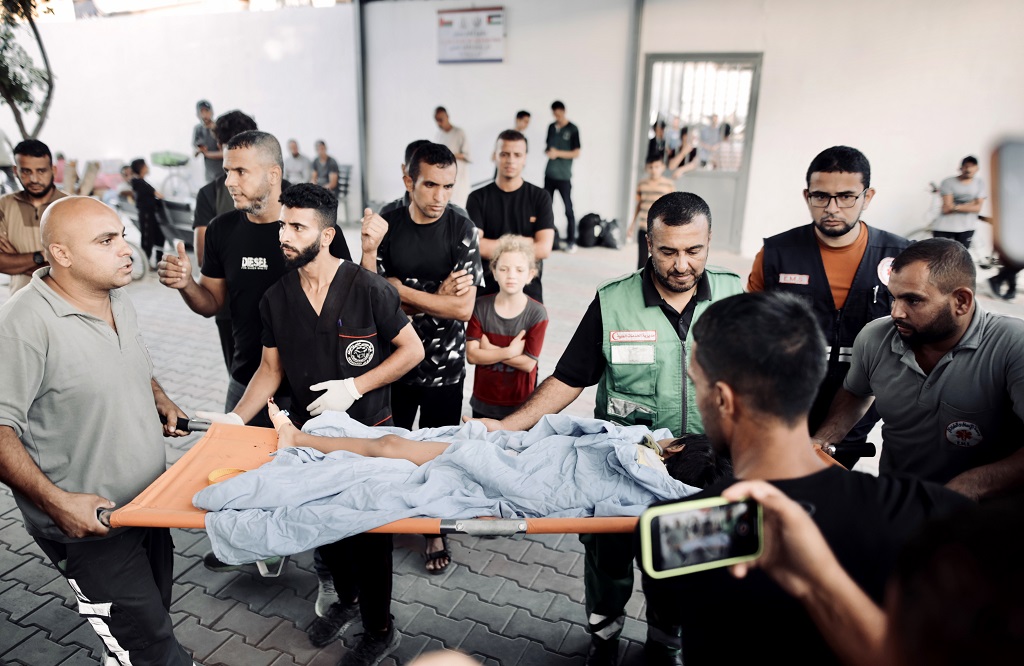 11 شهيدا في غارت للاحتلال على مخيمي النصيرات وجباليا
