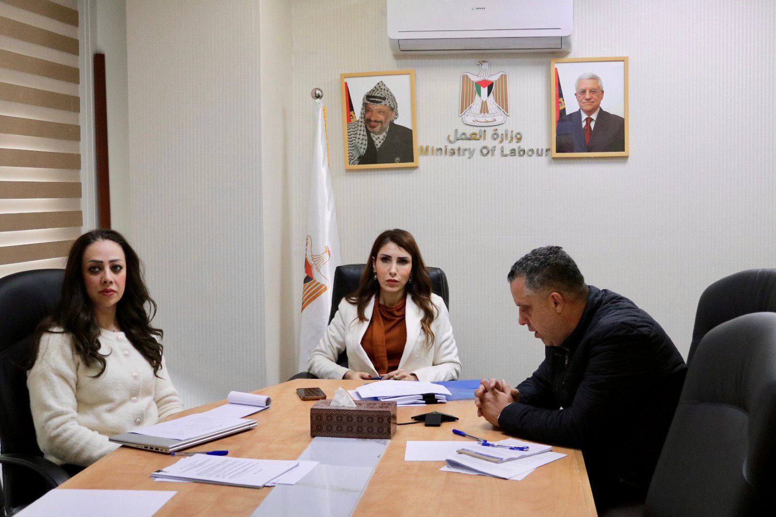 وزيرة العمل تترأس التقييم النهائي لمشروع "كن التأثير" لتعزيز قطاع التعاونيات في فلسطين