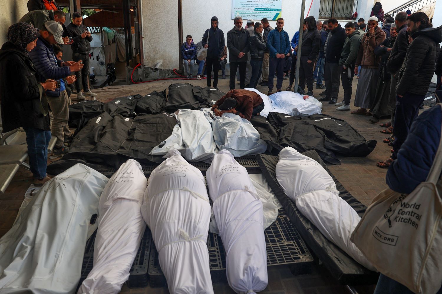 جنوب إفريقيا: سنقدم للعدل الدولية أدلة تثبت ارتكاب إسرائيل إبادة في فلسطين
