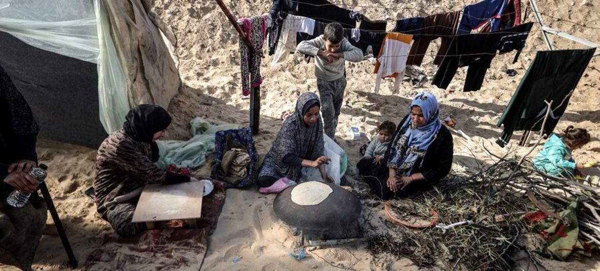 الأمم المتحدة تحذر من تصاعد المخاطر التي تواجه النساء والفتيات في غزة وسط تدهور إنساني متواصل
